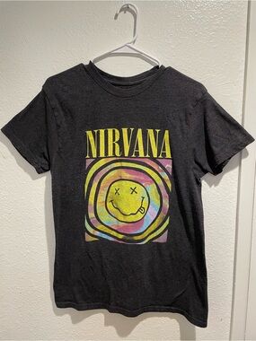 🔥 Nirvana Dazed Smile Graphic Band Tee 🌀 Large Charcoal 90s Grunge